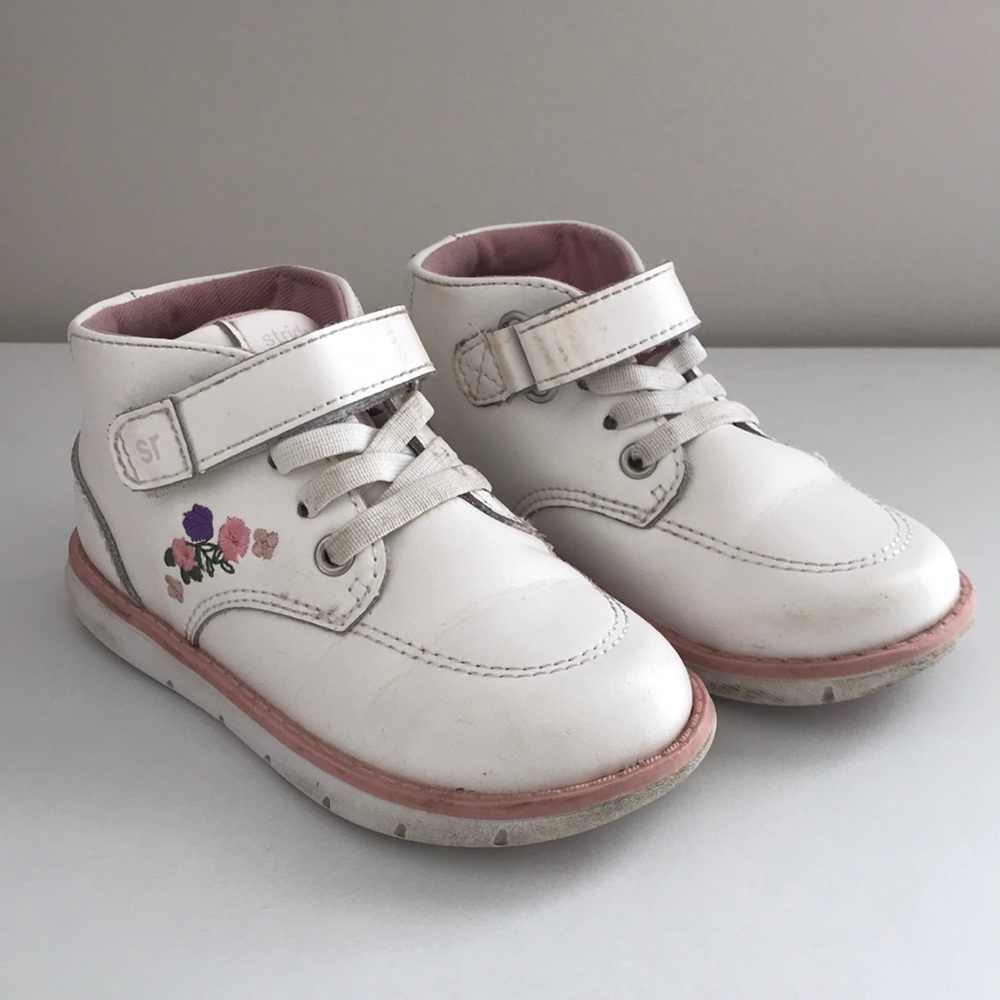 WIDE Stride Rite Toddler Leather Quinn Boot (size 6.5w)